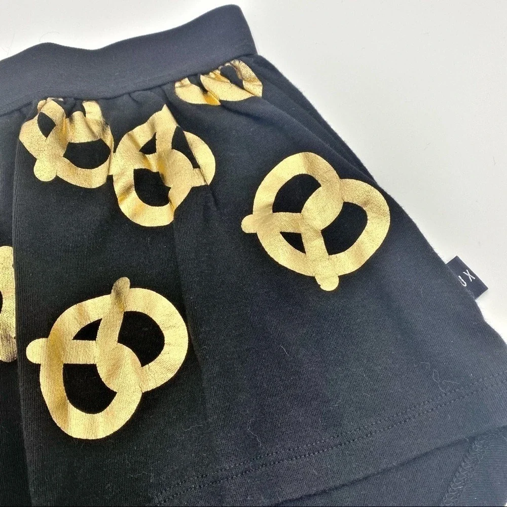 Huxbaby Black‎ and Gold Pretzel Skirt